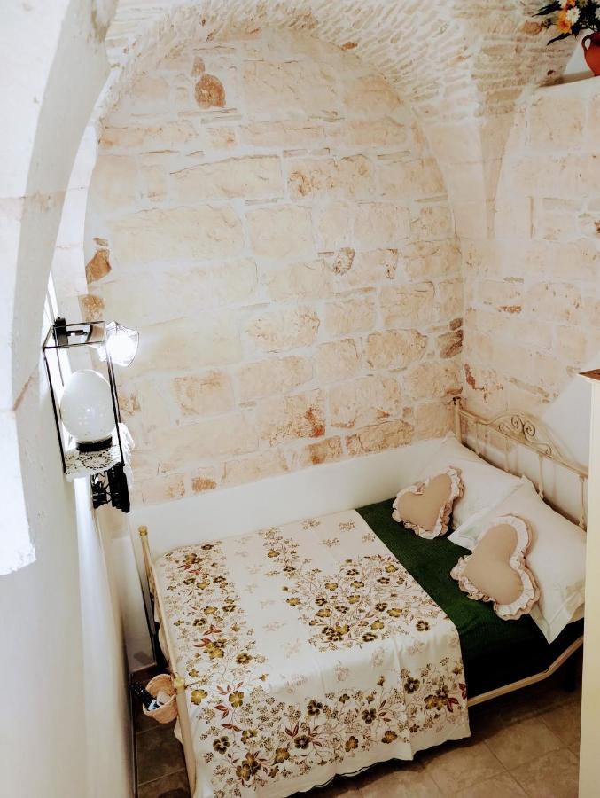 Al Bianco Nido White Stone Apt In มาร์ตินาฟรังกา ภายนอก รูปภาพ